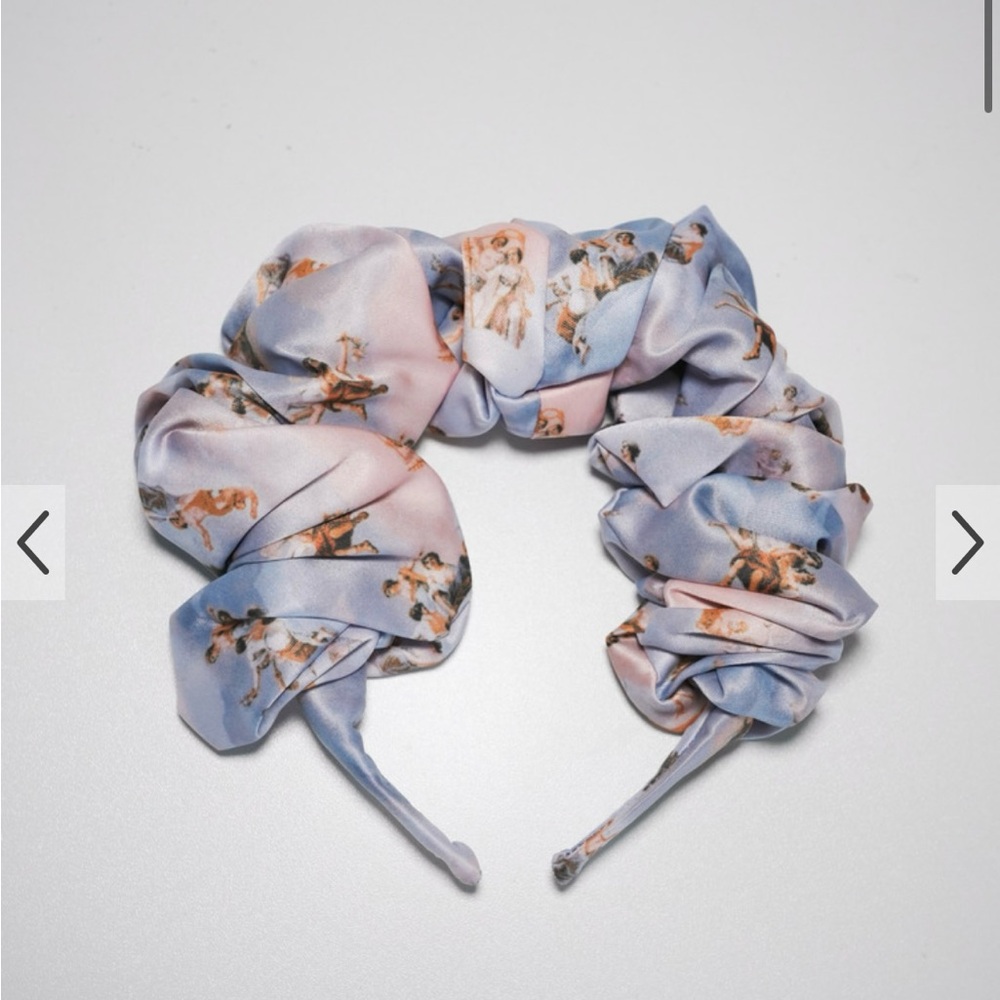 Common Era Botticelli’s Daydream Ruched Headband
